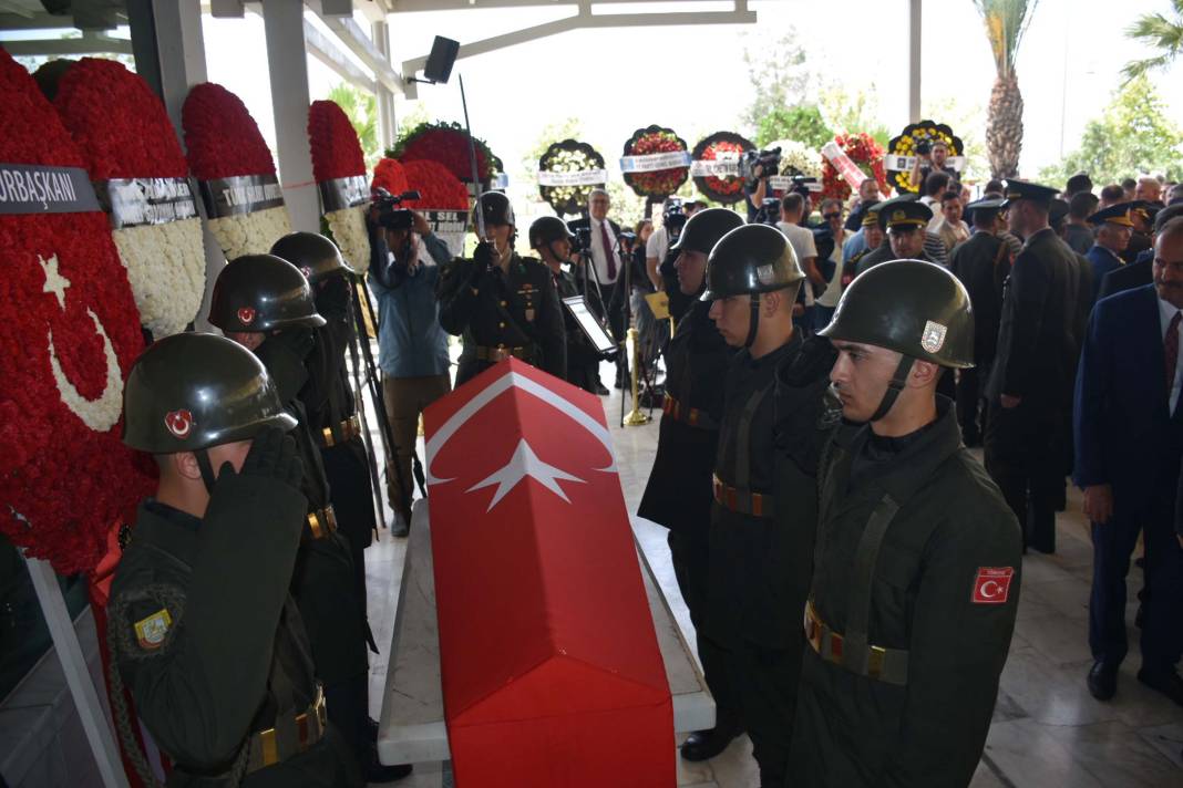 Şehit albaylara son veda! Kızı babasının künyesiyle katıldı gözyaşları sel oldu 53